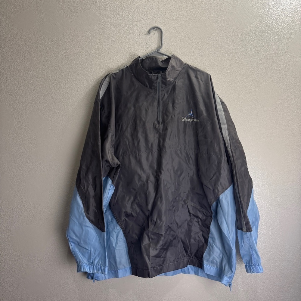 Disneyland Vintage Windbreaker Size XL/XXL